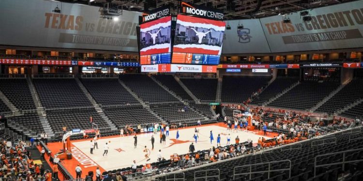 Sports executive charged with bid-rigging in Texas arena project